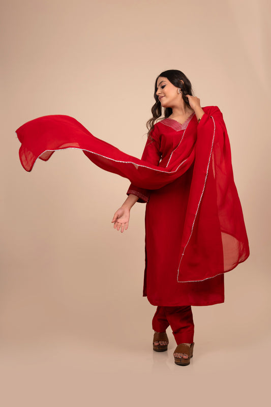 Red embroidered kurta pant set with dupatta