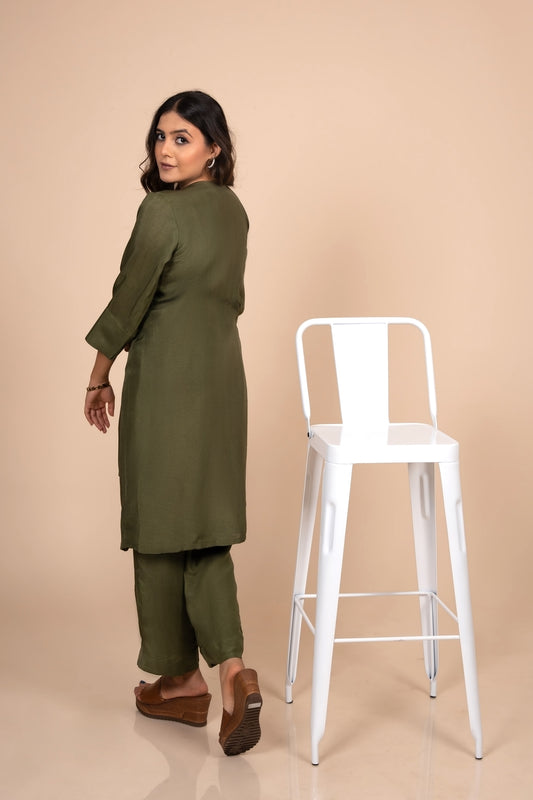 Tarz's Leaf Green one side collar embroidered co-ord set